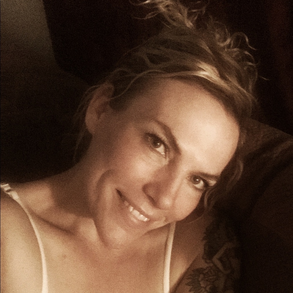 Meet your Posher, Jennifer